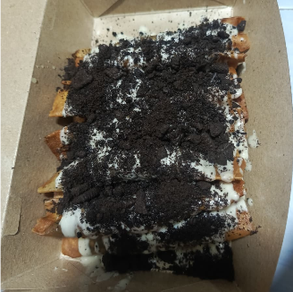 Lumpia Pisang Tiramissu
